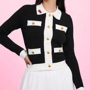 XO HELLO KITTY CARDIGAN SWEATER